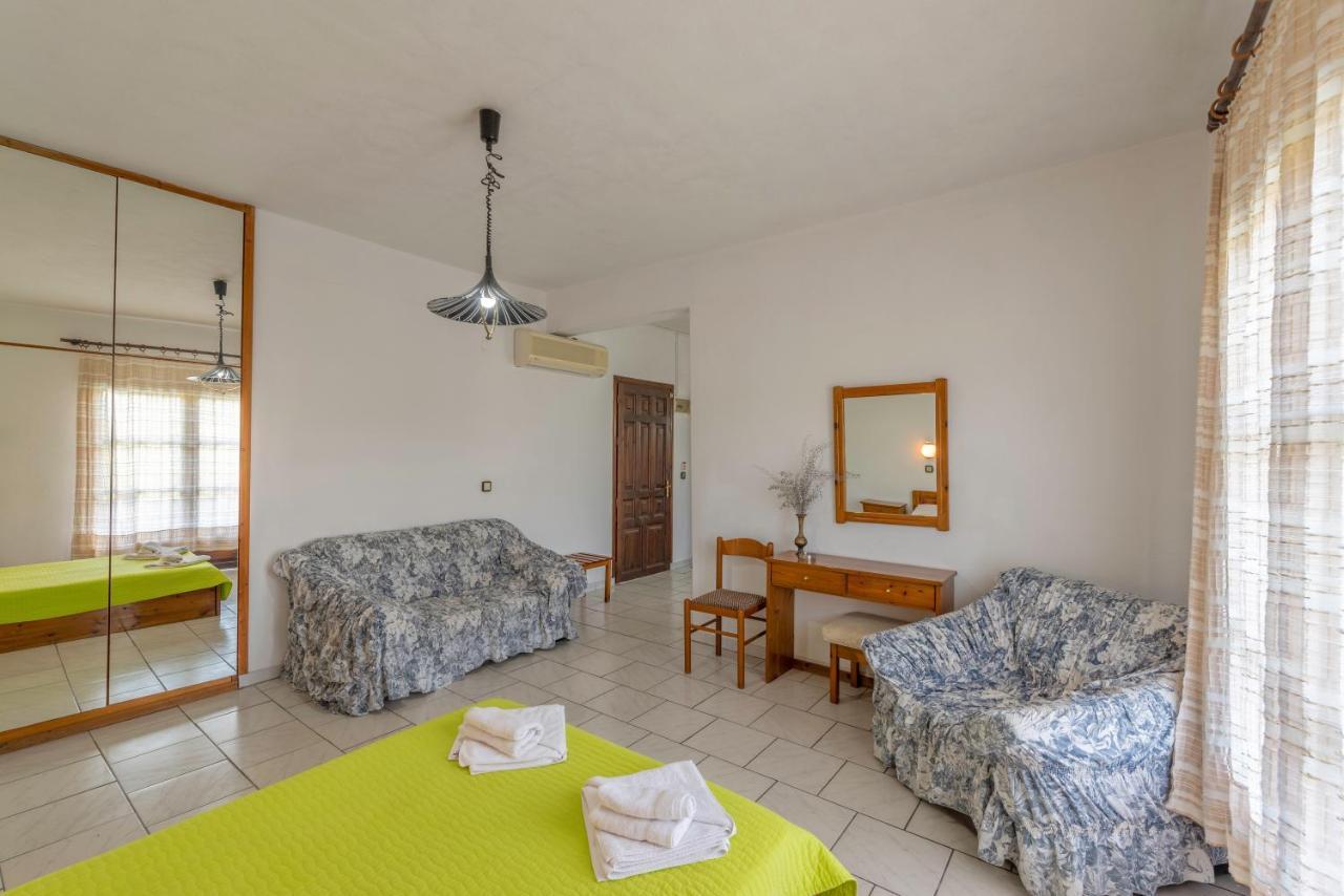 Natasa Hotel سكالا بوتامياس المظهر الخارجي الصورة